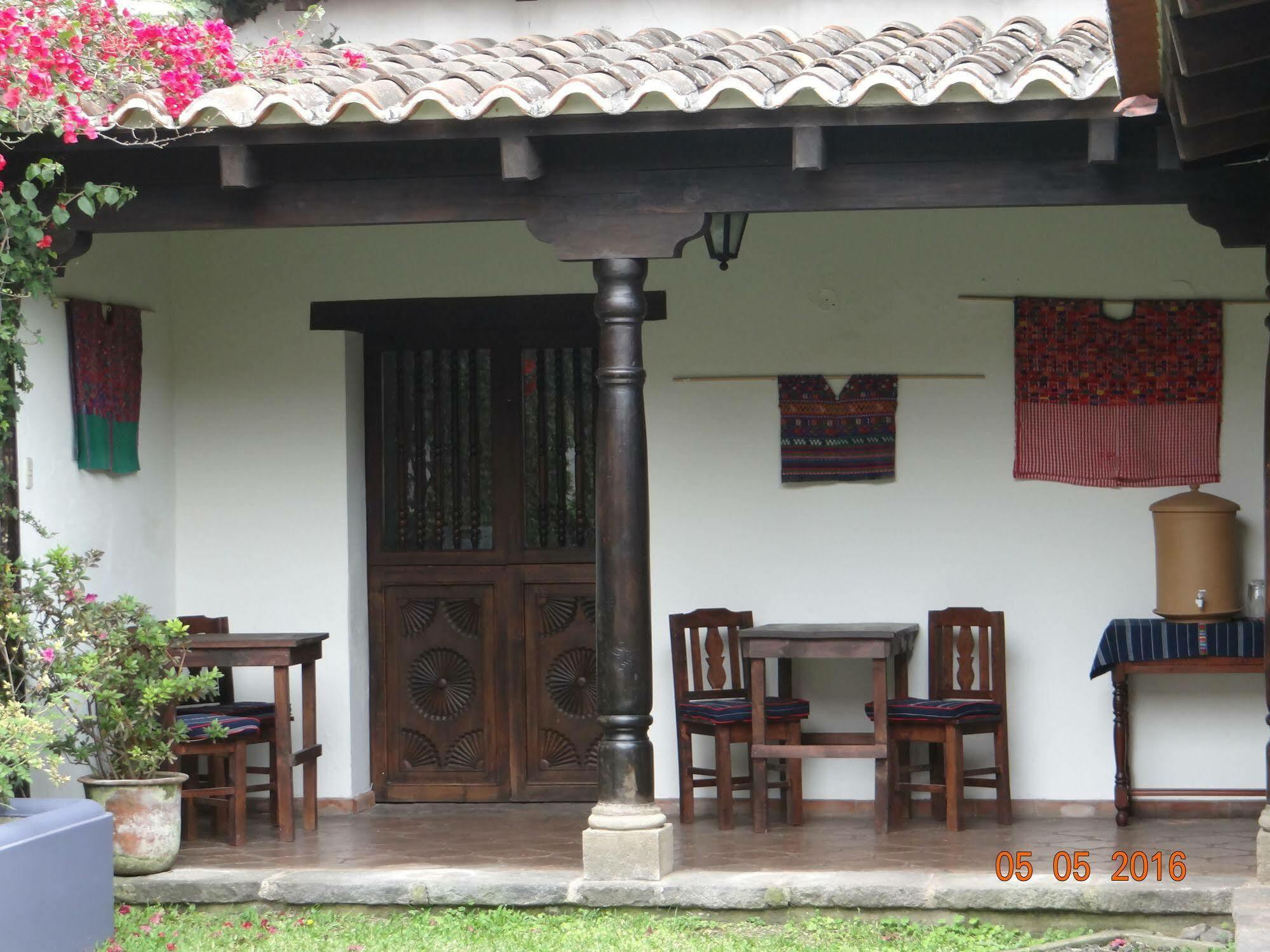 Casa Naranjo Bed & Breakfast Antigua Exterior foto
