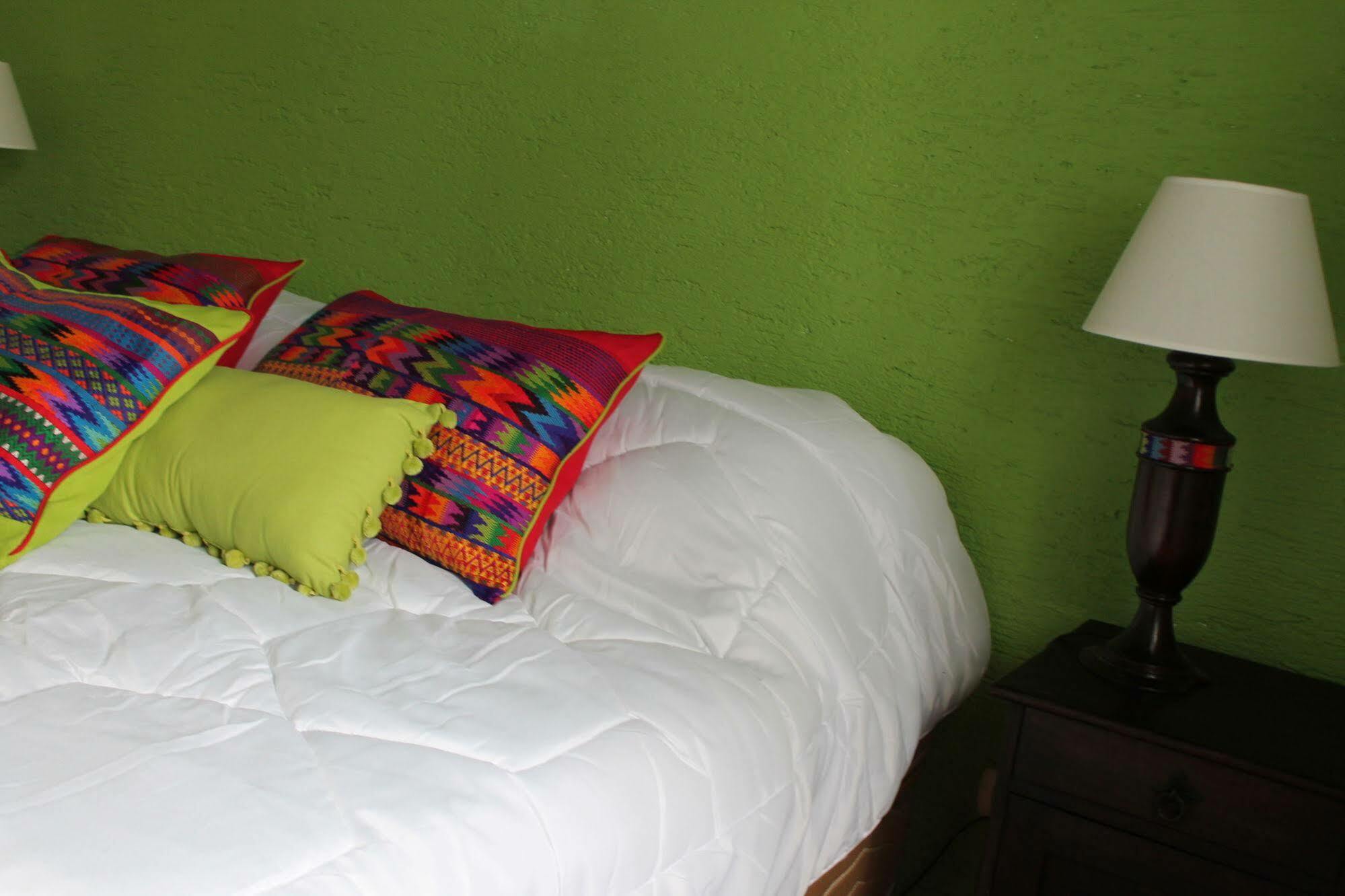 Casa Naranjo Bed & Breakfast Antigua Exterior foto